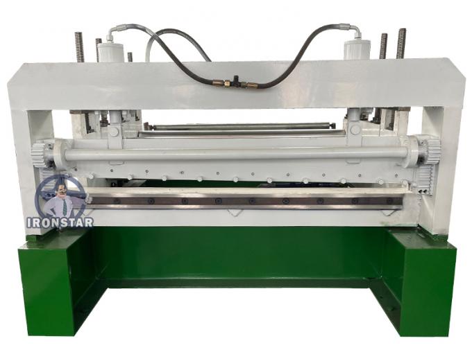 coupez à la machine de longueur