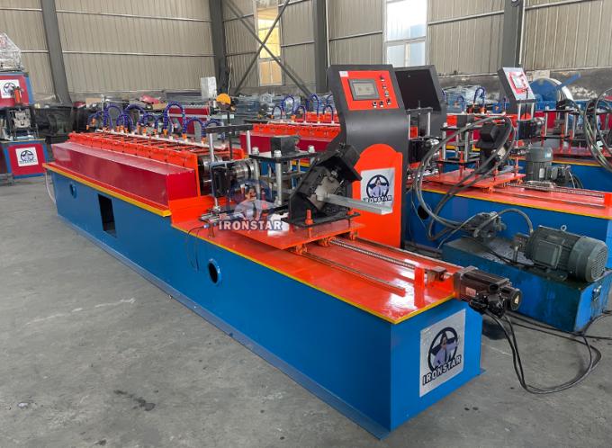 petit pain de profilé en u formant la machine 1