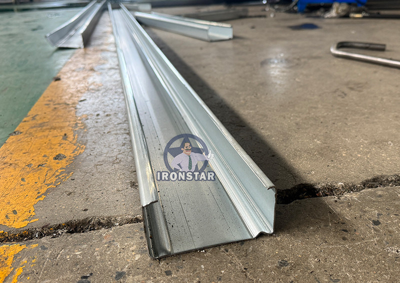 “India Standard Automatic Upright Rack Roll Forming Machine CType Pallet Beam Goods Shelf Profile Forming Machine Heavy Duty C Type Pallet Beam Roll Forming Machine Automatic Warehouse Storage Goods ”