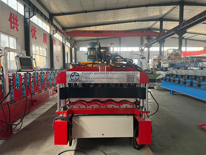 “828 Glazed Tile Roll Forming Machine For Bolivia Water Ripple Roll Forming Machine Step Tile Roof Panel Making Machine”