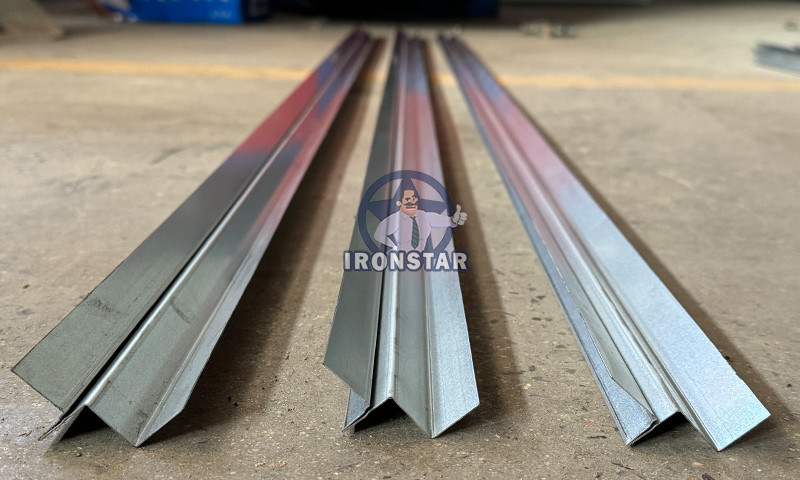 “2 In 1 Combined Roll Forming Machine Shadow Wall Angle U Stud C C Stud Automatic Forming Machine For UAE Construction Market”